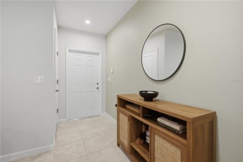 Townhouse in New Port Richey, Florida 3 bedrooms, 133.78 sq.m. № 2151055 - photo 5