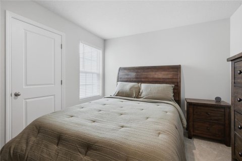 Townhouse in New Port Richey, Florida 3 bedrooms, 133.78 sq.m. № 2151055 - photo 16