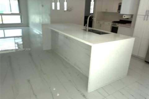Купить виллу или дом в Санрайз, Флорида 3 спальни, 122.54м2, № 2189594 - фото 21