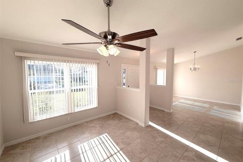 Villa ou maison à louer à Palm Coast, Floride: 4 chambres, 224.82 m2 № 2427507 - photo 7