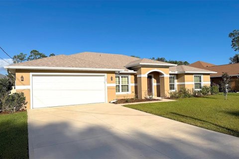 Villa ou maison à louer à Palm Coast, Floride: 4 chambres, 224.82 m2 № 2427507 - photo 2