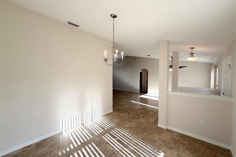 Villa ou maison à louer à Palm Coast, Floride: 4 chambres, 224.82 m2 № 2427507 - photo 6