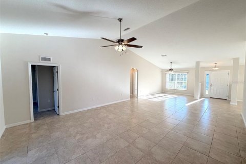 Villa ou maison à louer à Palm Coast, Floride: 4 chambres, 224.82 m2 № 2427507 - photo 10