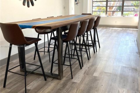 Снять в аренду виллу или дом в Вест-Парк, Флорида 4 спальни, 218.51м2, № 2066117 - фото 9