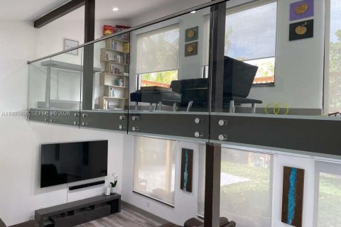 Снять в аренду виллу или дом в Вест-Парк, Флорида 4 спальни, 218.51м2, № 2066117 - фото 4