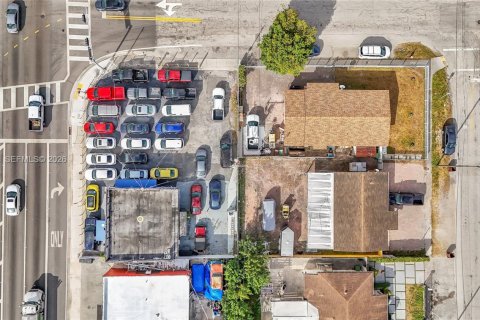 Immobilier commercial à vendre à Hialeah, Floride № 2077626 - photo 7