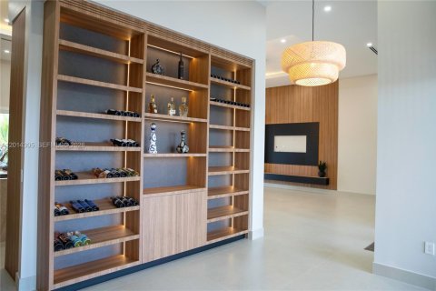 Купить виллу или дом в Майами, Флорида 5 спален, 334.45м2, № 2076102 - фото 18