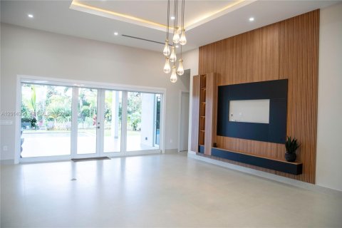 Купить виллу или дом в Майами, Флорида 5 спален, 334.45м2, № 2076102 - фото 16