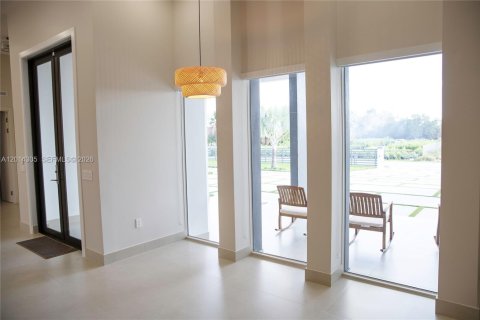 Купить виллу или дом в Майами, Флорида 5 спален, 334.45м2, № 2076102 - фото 19