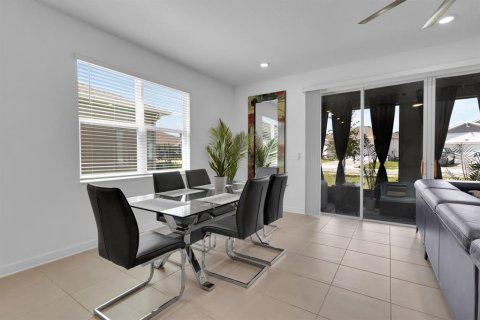 Casa en venta en Davenport, Florida, 5 dormitorios, 322.09 m2 № 2156980 - foto 15