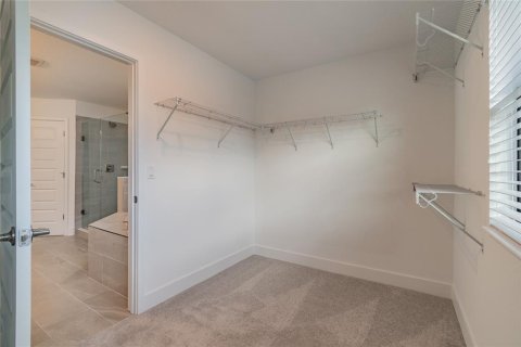 House in Tampa, Florida 4 bedrooms, 203.83 sq.m. № 1326353 - photo 20