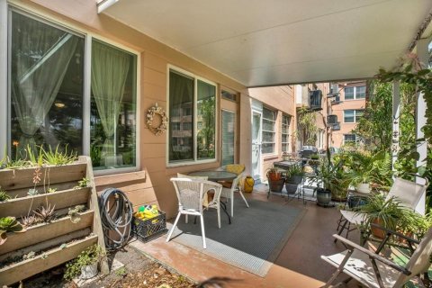 Condo in Clearwater, Florida, 1 bedroom № 2203061 - photo 4