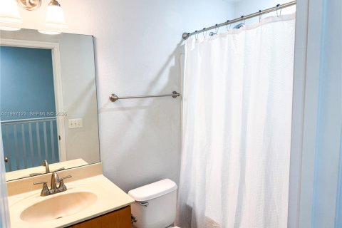 Townhouse in Kissimmee, Florida 3 bedrooms № 2060604 - photo 17