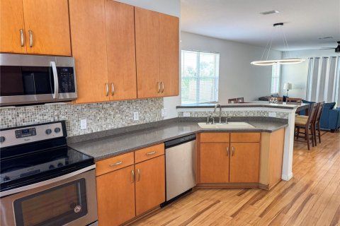 Townhouse in Kissimmee, Florida 3 bedrooms № 2060604 - photo 3