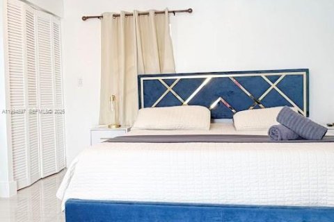 Casa en venta en Margate, Florida, 4 dormitorios, 178.47 m2 № 2056320 - foto 25