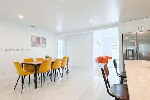 Casa en venta en Margate, Florida, 4 dormitorios, 178.47 m2 № 2056320 - foto 16