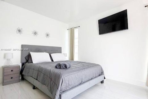 Casa en venta en Margate, Florida, 4 dormitorios, 178.47 m2 № 2056320 - foto 27