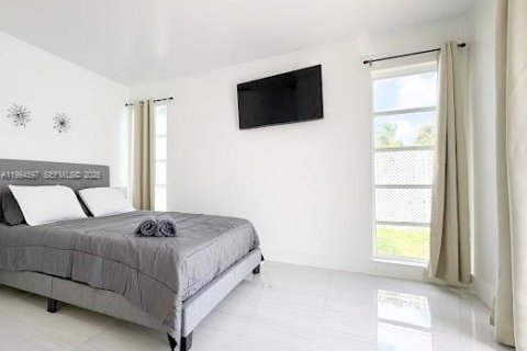 Casa en venta en Margate, Florida, 4 dormitorios, 178.47 m2 № 2056320 - foto 26