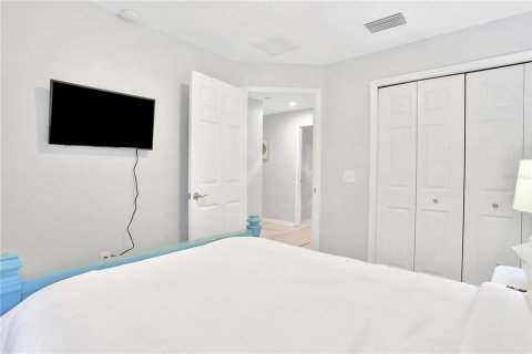 Villa ou maison à louer à Bradenton, Floride: 3 chambres, 118.36 m2 № 2298759 - photo 20
