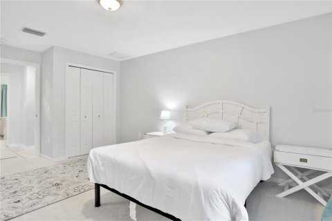 Villa ou maison à louer à Bradenton, Floride: 3 chambres, 118.36 m2 № 2298759 - photo 24