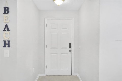 Villa ou maison à louer à Bradenton, Floride: 3 chambres, 118.36 m2 № 2298759 - photo 2
