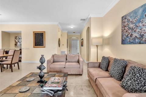 Купить виллу или дом в Уэстон, Флорида 4 спальни, 231.33м2, № 1930312 - фото 11