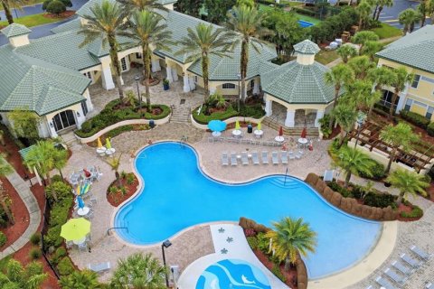Condo in Kissimmee, Florida, 1 bedroom № 2117257 - photo 2