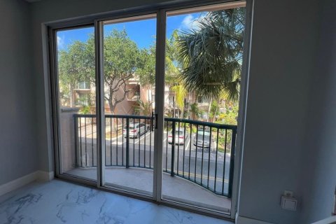 Condominio en alquiler en Fort Lauderdale, Florida, 1 dormitorio, 81.57 m2 № 1221263 - foto 1