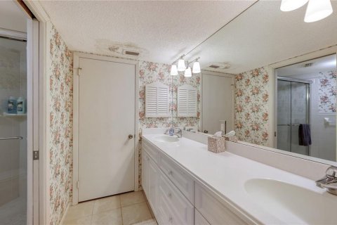 Copropriété à vendre à Longboat Key, Floride: 2 chambres, 129.41 m2 № 2093653 - photo 16
