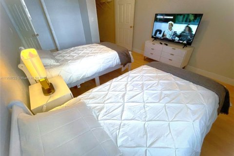 Снять в аренду кондоминиум в Авентура, Флорида 2 спальни, 110.65м2, № 1964635 - фото 11