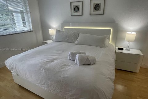 Снять в аренду кондоминиум в Авентура, Флорида 2 спальни, 110.65м2, № 1964635 - фото 4