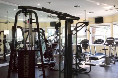 Снять в аренду кондоминиум в Авентура, Флорида 2 спальни, 110.65м2, № 1964635 - фото 16