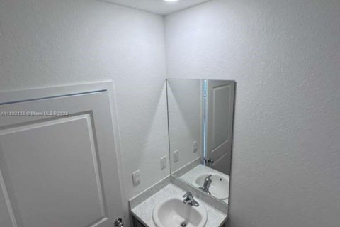 Touwnhouse à louer à Florida City, Floride: 3 chambres, 128.21 m2 № 1944188 - photo 23