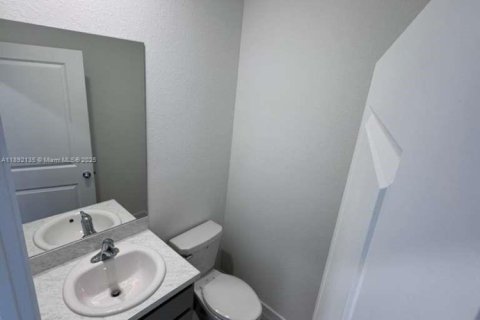 Touwnhouse à louer à Florida City, Floride: 3 chambres, 128.21 m2 № 1944188 - photo 24