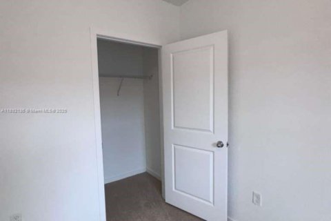 Touwnhouse à louer à Florida City, Floride: 3 chambres, 128.21 m2 № 1944188 - photo 17