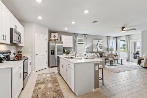 Villa ou maison à vendre à Punta Gorda, Floride: 5 chambres, 192.96 m2 № 2207318 - photo 4