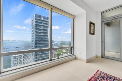 Condo in Miami, Florida, 2 bedrooms № 2153824 - photo 16