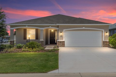 Casa en Ocala, Florida 2 dormitorios, 182 m2 № 2112768