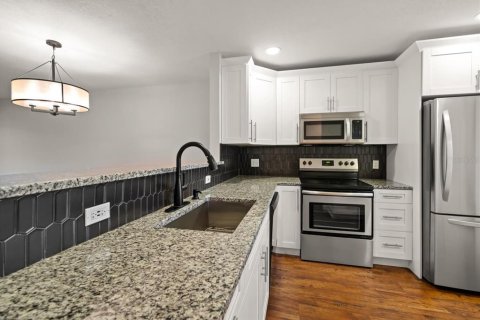 Villa ou maison à vendre à Palm Harbor, Floride: 2 chambres, 95.69 m2 № 1911526 - photo 6