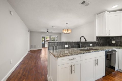 Villa ou maison à vendre à Palm Harbor, Floride: 2 chambres, 95.69 m2 № 1911526 - photo 8