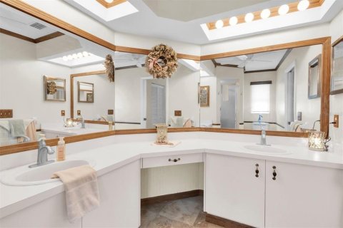 Villa ou maison à vendre à New Port Richey, Floride: 2 chambres, 169.27 m2 № 2101390 - photo 25