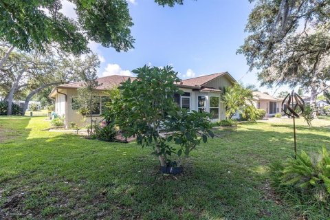 Villa ou maison à vendre à New Port Richey, Floride: 2 chambres, 169.27 m2 № 2101390 - photo 10
