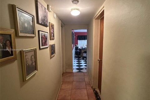 Casa en venta en Fort Lauderdale, Florida, 3 dormitorios, 147.34 m2 № 1930092 - foto 16