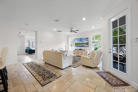 House in Celebration, Florida 4 bedrooms, 271.65 sq.m. № 1909898 - photo 14