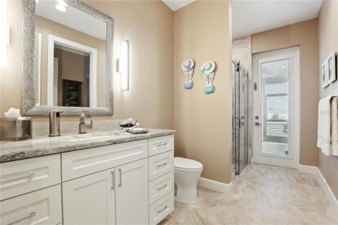 House in Punta Gorda, Florida 3 bedrooms, 228.73 sq.m. № 1883304 - photo 30