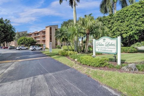 Condominio en venta en Margate, Florida, 2 dormitorios, 103.12 m2 № 1142462 - foto 1