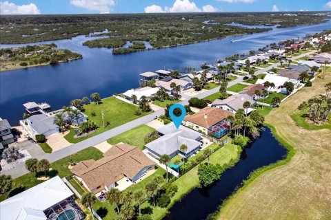 Villa ou maison à vendre à Flagler Beach, Floride: 3 chambres, 191.75 m2 № 2310925 - photo 9