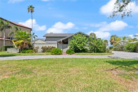 Casa en venta en Dunedin, Florida, 3 dormitorios, 240.06 m2 № 1911026 - foto 2