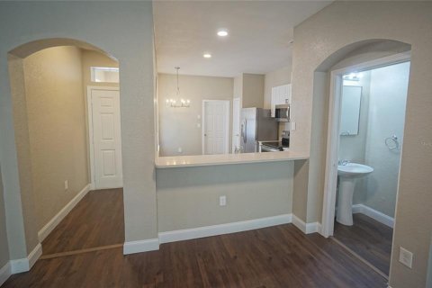 Adosado en alquiler en Tampa, Florida, 2 dormitorios, 115.2 m2 № 1826180 - foto 9