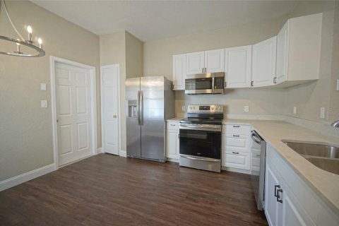 Adosado en alquiler en Tampa, Florida, 2 dormitorios, 115.2 m2 № 1826180 - foto 4